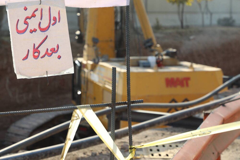 بازدید سرپرست شهرداری منطقه ۱۳ از روند پروژه توسعه خط ۲ مترو