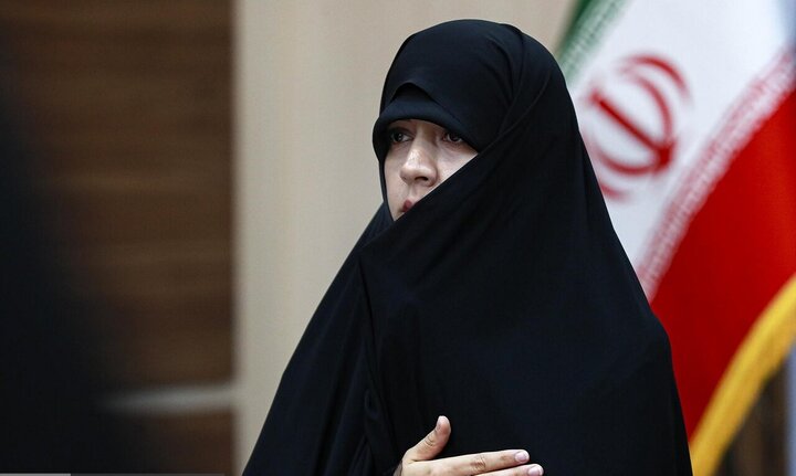 ترکیب نخبگان علمی و فرماندهان نظامی همواره موجب رشد و پیشرفت کشور بوده است