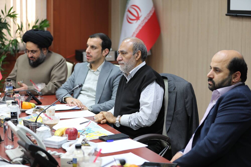 کانون جوانان باید در همه مناطق راه‌اندازی شود/ حمل‌ونقل عمومی، اولویت نخست مدیریت شهری است