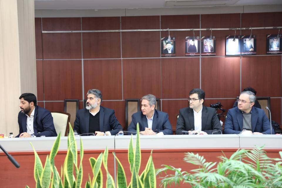 کانون جوانان باید در همه مناطق راه‌اندازی شود/ حمل‌ونقل عمومی، اولویت نخست مدیریت شهری است