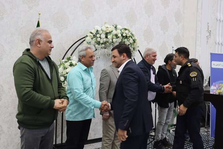 تجلیل از رانندگان ناوگان حمل‌ونقل عمومی منطقه ۲۲ در مراسم روز ملی حمل‌ونقل