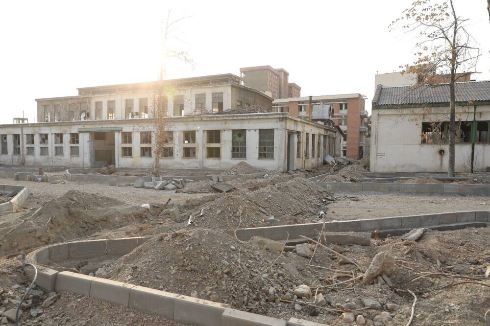 بررسی روند تبدیل مجموعه ساصد به بوستان علم ‌و فناوری&nbsp;