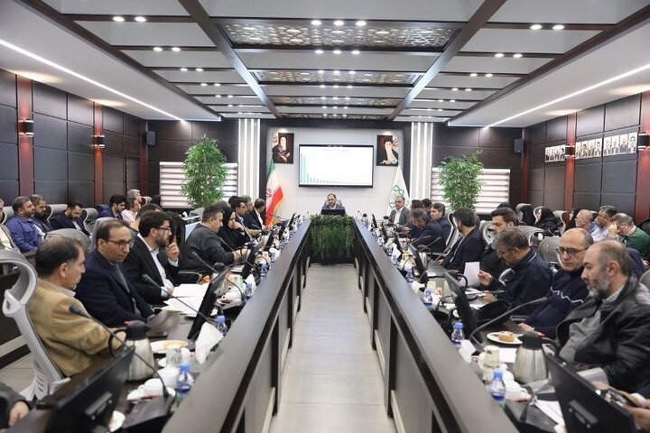 جلسه شورای معاونین و مدیران شهرداری منطقه ۳ با محوریت پویش «من شهردارم» برگزار شد