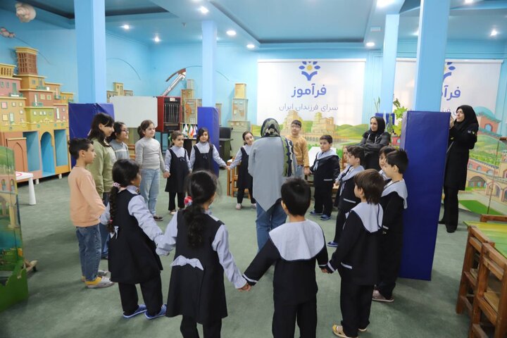 آغاز فعالیت سرای فرزندان ایران (فرآموز) در منطقه ۷