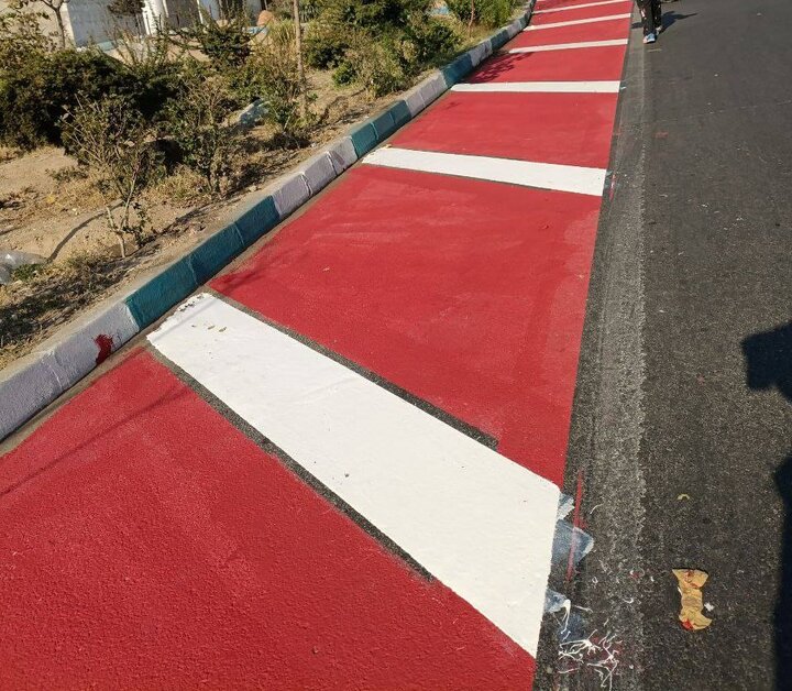 ۸ کیلومتر خط‌کشی محوری و ۱۳۰۰ متر خط‌کشی ایستگاه اتوبوس در منطقه ۴ اجرایی شد