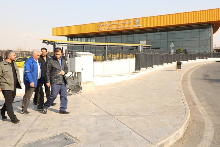 ارتقای کیفیت خدمات در پردیس مسافربری شرق تهران
  