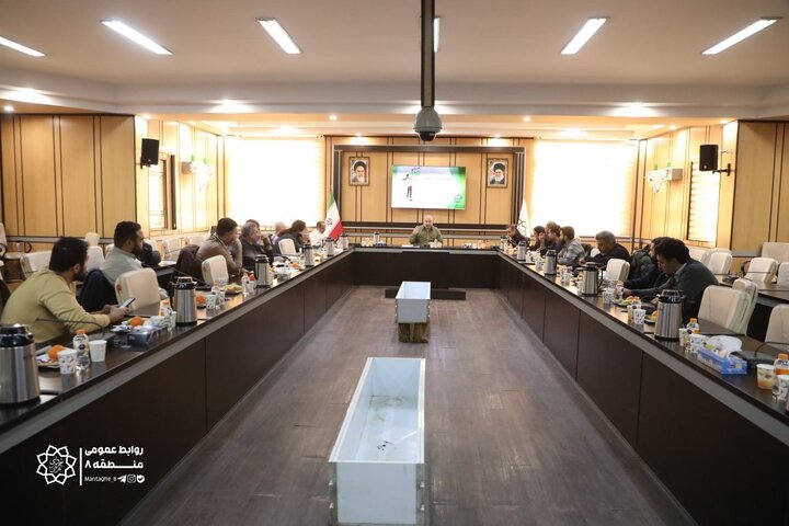 تکیه ملت در مسیر اجرا؛ جلسه هماهنگی منطقه ۸ با حضور دبیر شهری جشنواره 