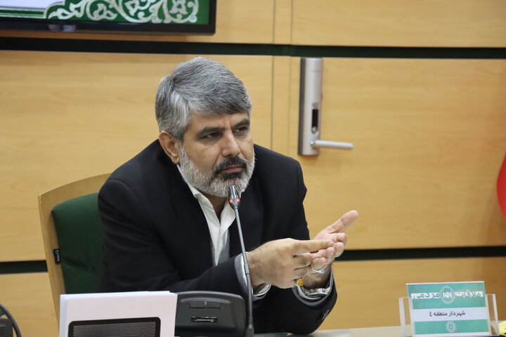 شهروندان منطقه ۴ در خط مقدم تصمیم‌سازی شهری با طرح "من شهردارم"