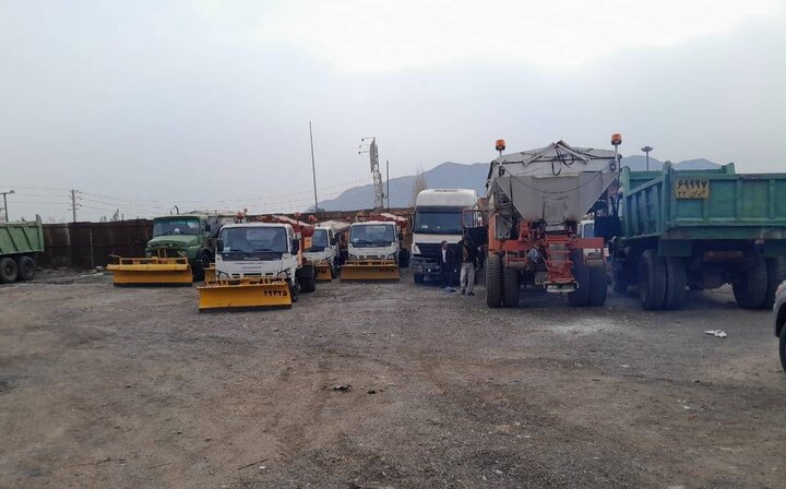 آماده‌باش ۱۰ سایت برف‌روبی در منطقه ۴