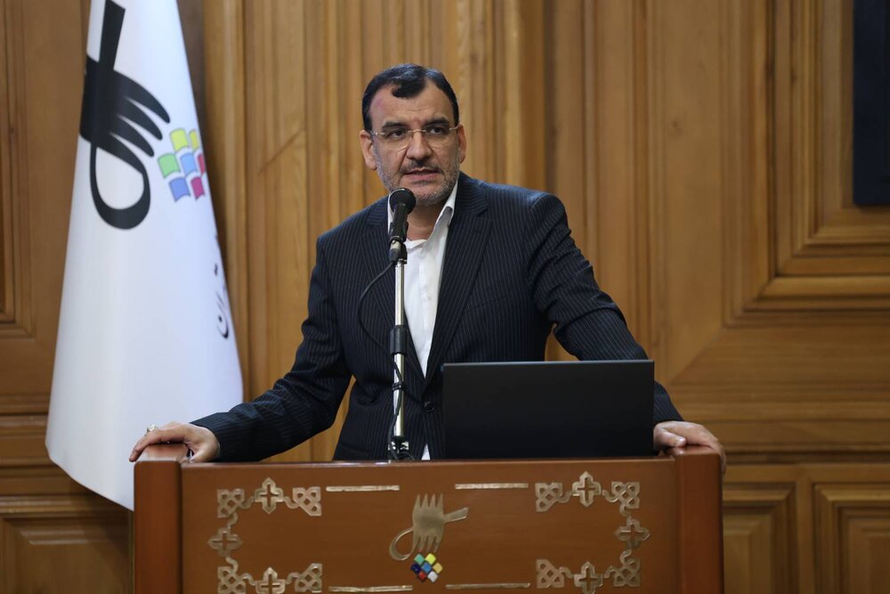 در صورت تصویب، اصلاح حقوق کارکنان ثابت تا پایان بهمن‌ماه اجرایی خواهد شد