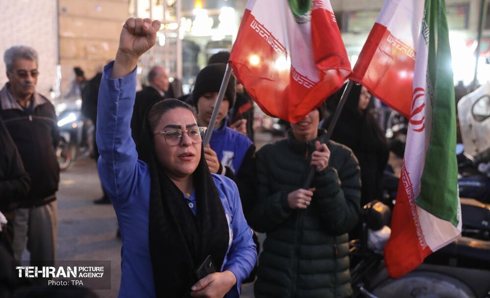 اجتماع مردم تهران در محکومیت اقدامات تروریستی اغتشاشگران