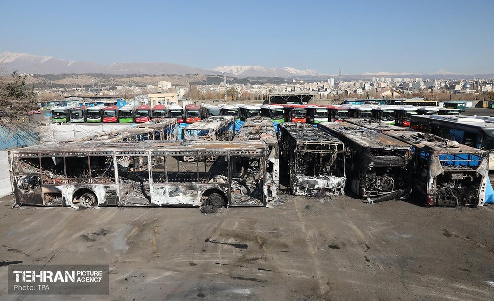 خسارات وارده به اتوبوس‌های شهر تهران