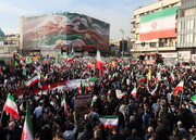 حضور میلیونی مردم ولایتمدار در محکومیت اغتشاشات عوامل تروریستی در میدان انقلاب