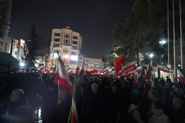 خدمت‌رسانی شهرداری منطقه ۸ در اجتماع بزرگ مردم تهران