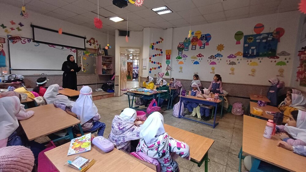 برگزاری دوره‌های آموزش ترافیک در مدارس منطقه ۱۰ همزمان با آغاز هفته ملی هوای پاک