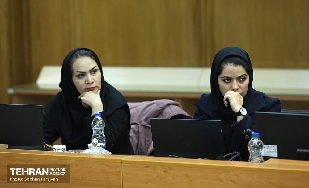 نشست خبری رئیس کمیسیون برنامه و بودجه شورای اسلامی شهر تهران