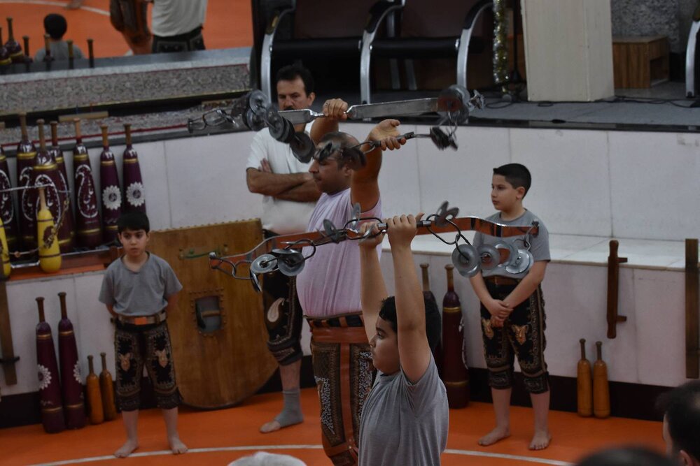 احیای آیین‌های زورخانه‌ای در جشنواره «من و پدربزرگ»