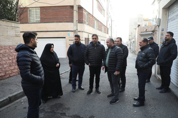 بازدید صبحگاهی شهردار منطقه ۱۷ از محله زمزم