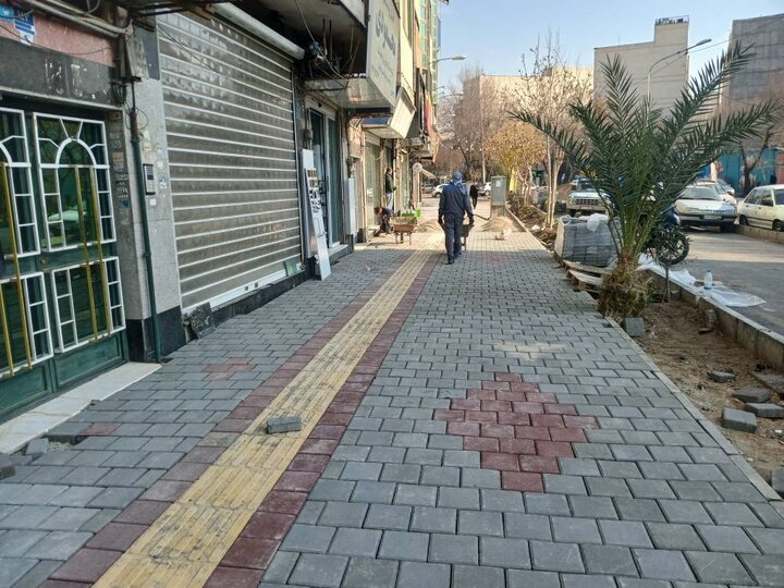 توسعه زیرساخت‌های شهری؛ اجرای نوسازی و بازسازی پیاده‌روهای سه محور اصلی منطقه ۲۰