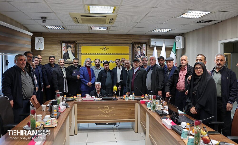 خبرهای خوش مدیرعامل تاکسیرانی برای تاکسیرانان/ مشکل بیمه تاکسیرانان حل خواهد شد