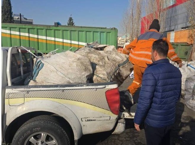 تداوم اجرای طرح مقابله با پدیده زباله‌گردی در منطقه ۲۲