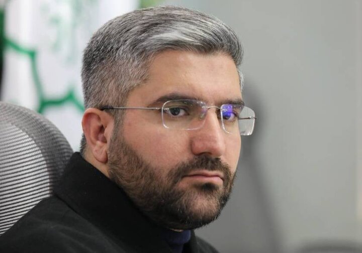 بزرگترین جشن انقلاب اسلامی با آذین‌بندی ۴ کیلومتری در منطقه۱۳/ رونمایی از سردیس شهید افروز