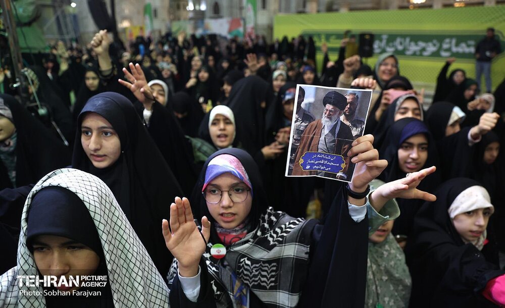 اجتماع «نوجوانان آرمانی لشکر قدس»