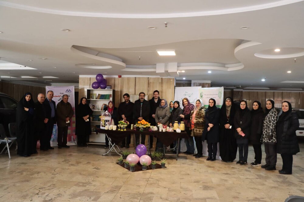 افتتاح و راه‌اندازی کتابخانه و باغچه اشتراکی در مجتمع‌های مسکونی در سطح منطقه ۱۱