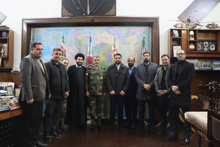 نشست شهردار منطقه ۱۱ با فرمانده و افسران دانشکده امام علی(ع)