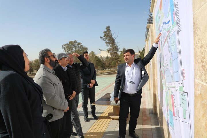 بررسی روند فیزیکی و چالش‌های اجرایی پروژه‌های ترافیکی منطقه ۲۲