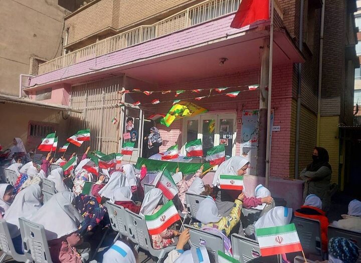 اجرای برنامه‌های فرهنگی، مذهبی و آموزشی در سرای محلات منطقه ۶