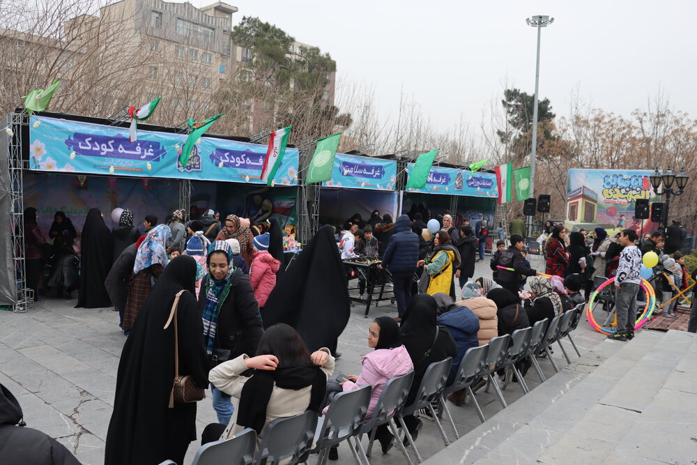 اجرای برنامه‌های ایام شعبانیه در ۱۰ نقطه منطقه ۱۱