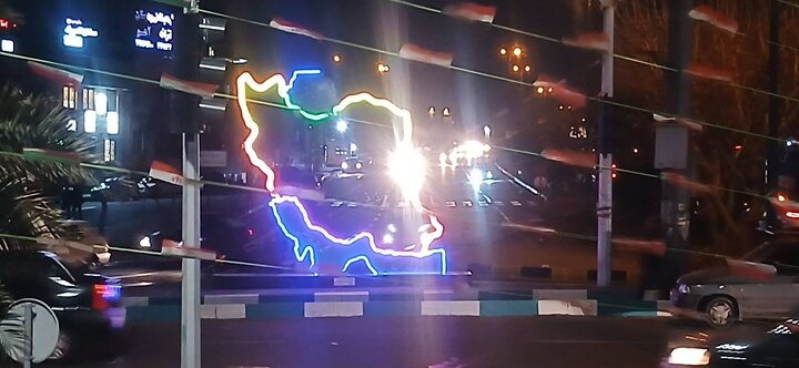 نصب المان نوری «نقشه ایران» در میادین منطقه ۲۲