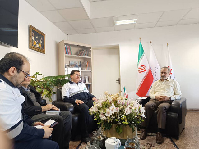 تأکید بر استفاده از ظرفیت گروه‌های مردمی و دوام برای تقویت سرمایه اجتماعی در مدیریت بحران