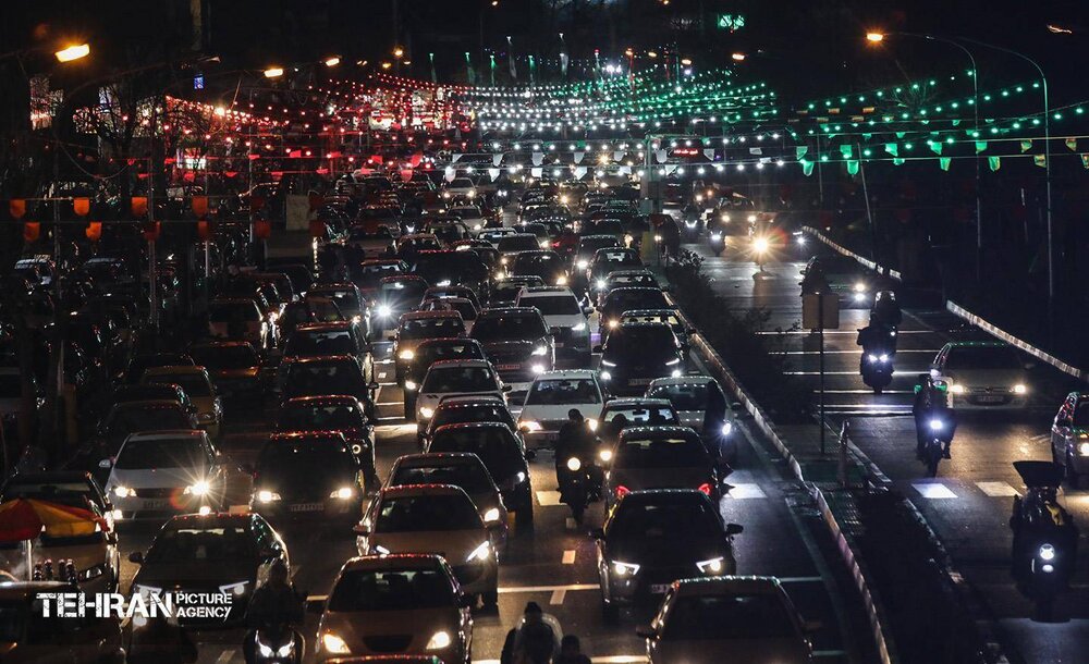 ۵۳ موکب مردمی میزبان شهروندان تهرانی/ جمعآوری ۱۱۰۰ کیلوگرم پسماند خشک در جشن امامزمانیها (عج)