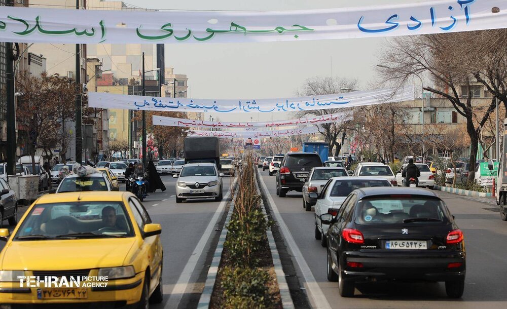 ۵۳ موکب مردمی میزبان شهروندان تهرانی/ جمعآوری ۱۱۰۰ کیلوگرم پسماند خشک در جشن امامزمانیها (عج)