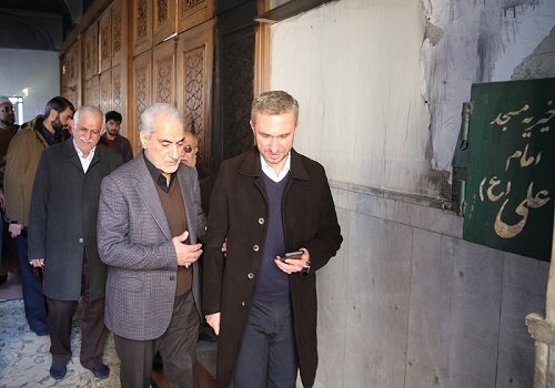 بازدید شهردار منطقه ۵ از مساجد آسیب‌دیده پونک و اباذر