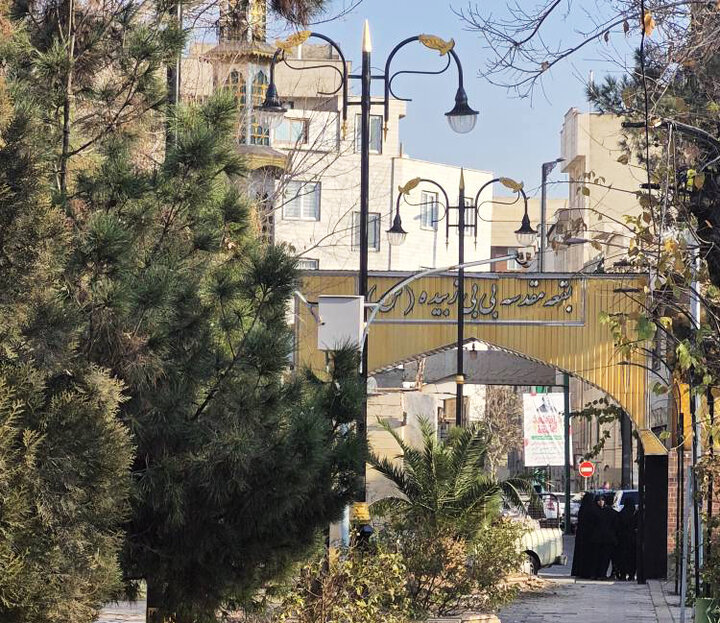 اجرای روشنایی نوین در اماکن متبرکه منطقه ۲۰