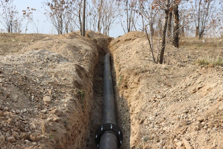 اجرا و تکمیل خط ۱۳۹۰۰ متری انتقال و توزیع آب در بوستان جنگلی چیتگر