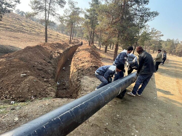 اجرا و تکمیل خط ۱۳۹۰۰ متری انتقال و توزیع آب در بوستان جنگلی چیتگر