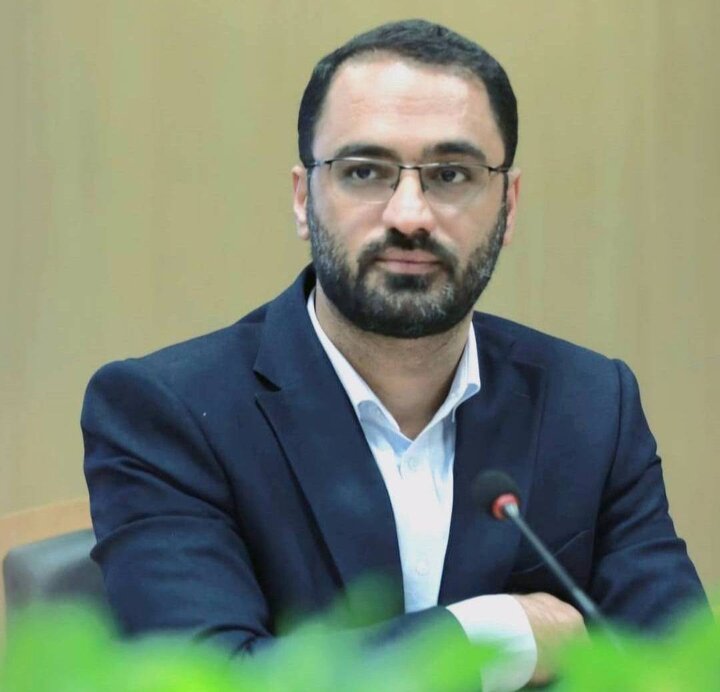 از مسجد تا مدرسه؛ تداوم جشن‌های پیروزی انقلاب در منطقه ۶