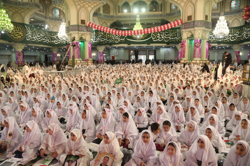 جشن تکلیف دختران نومکلف منطقه ۱۵ برگزار شد