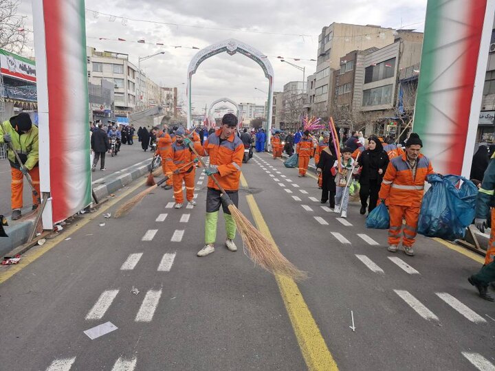 تشریح اقدامات معاونت خدمات شهری منطقه ۱۷ در ۲۲ بهمن