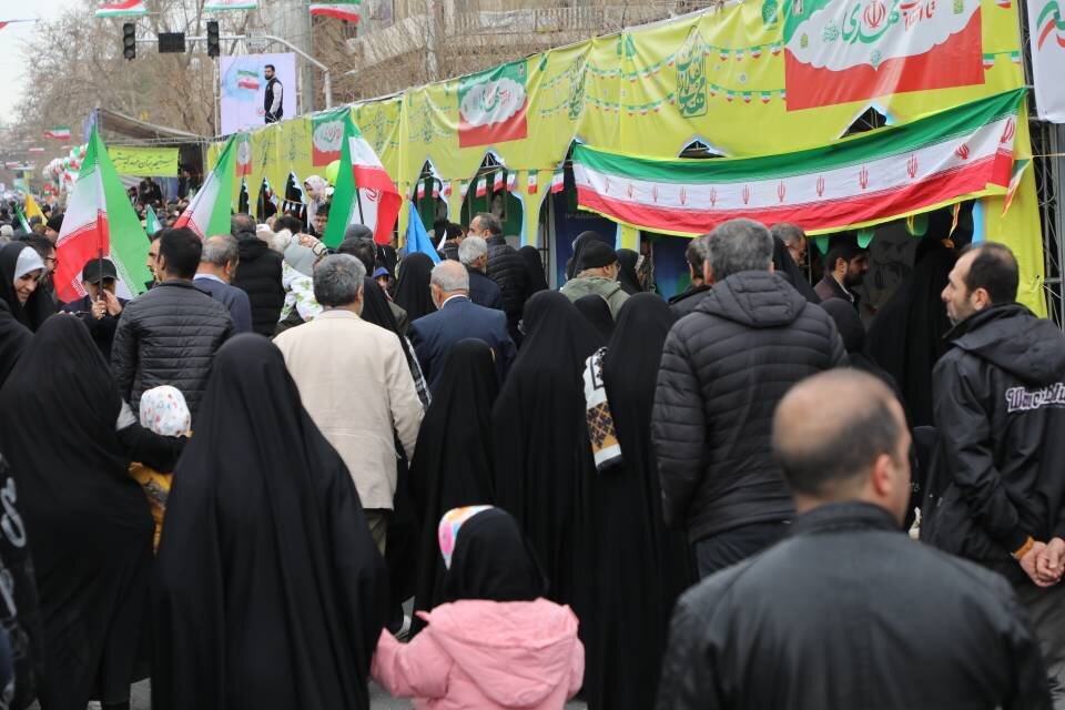 برپایی ایستگاههای فرهنگی و خدماتی منطقه ۱۳