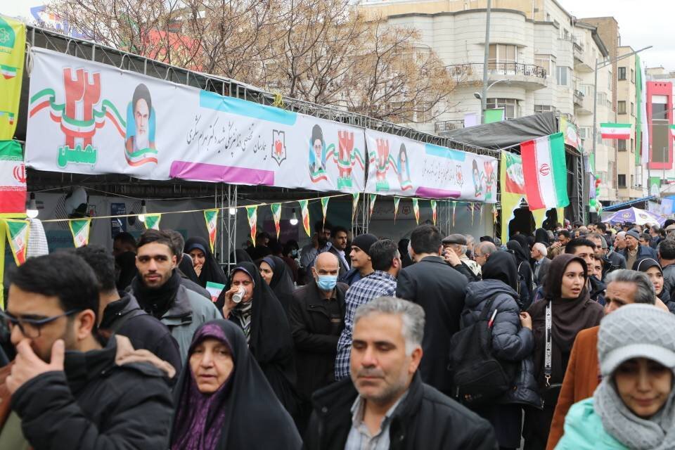 برپایی ایستگاه‌های فرهنگی و خدماتی منطقه ۱۳