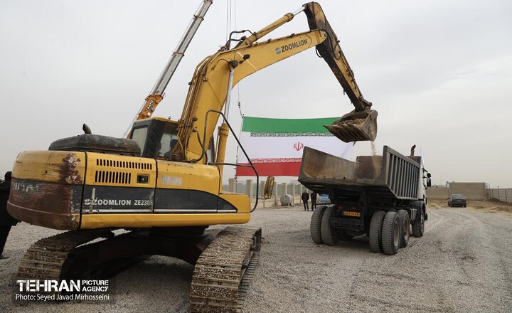 مراسم آغاز عملیات اجرایی پروژه احداث خط ۱۱