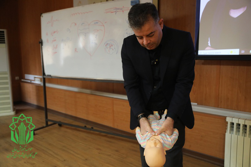 برگزاری «دوره آموزشی نظری و مهارتی آمادگی در حوادث و بحران‌ها ویژه کارکنان شهرداری تهران» + تصاویر