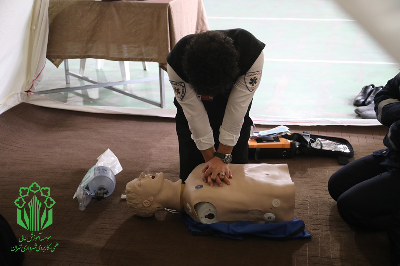 برگزاری «دوره آموزشی نظری و مهارتی آمادگی در حوادث و بحران‌ها ویژه کارکنان شهرداری تهران» + تصاویر