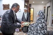 دیدار شهردار منطقه ۱۷ با خانواده شهید والامقام محمدرضا دنیا گردانه