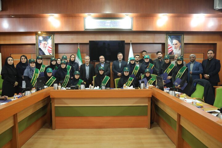 آیین تنفیذ احکام شهرداران مدارس منطقه ۱۷ برگزار شد